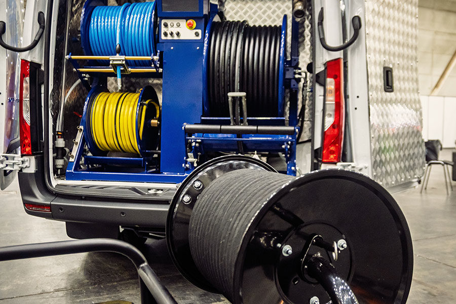 Rohrrenigung in Augsburg mit Hochdruckspülung